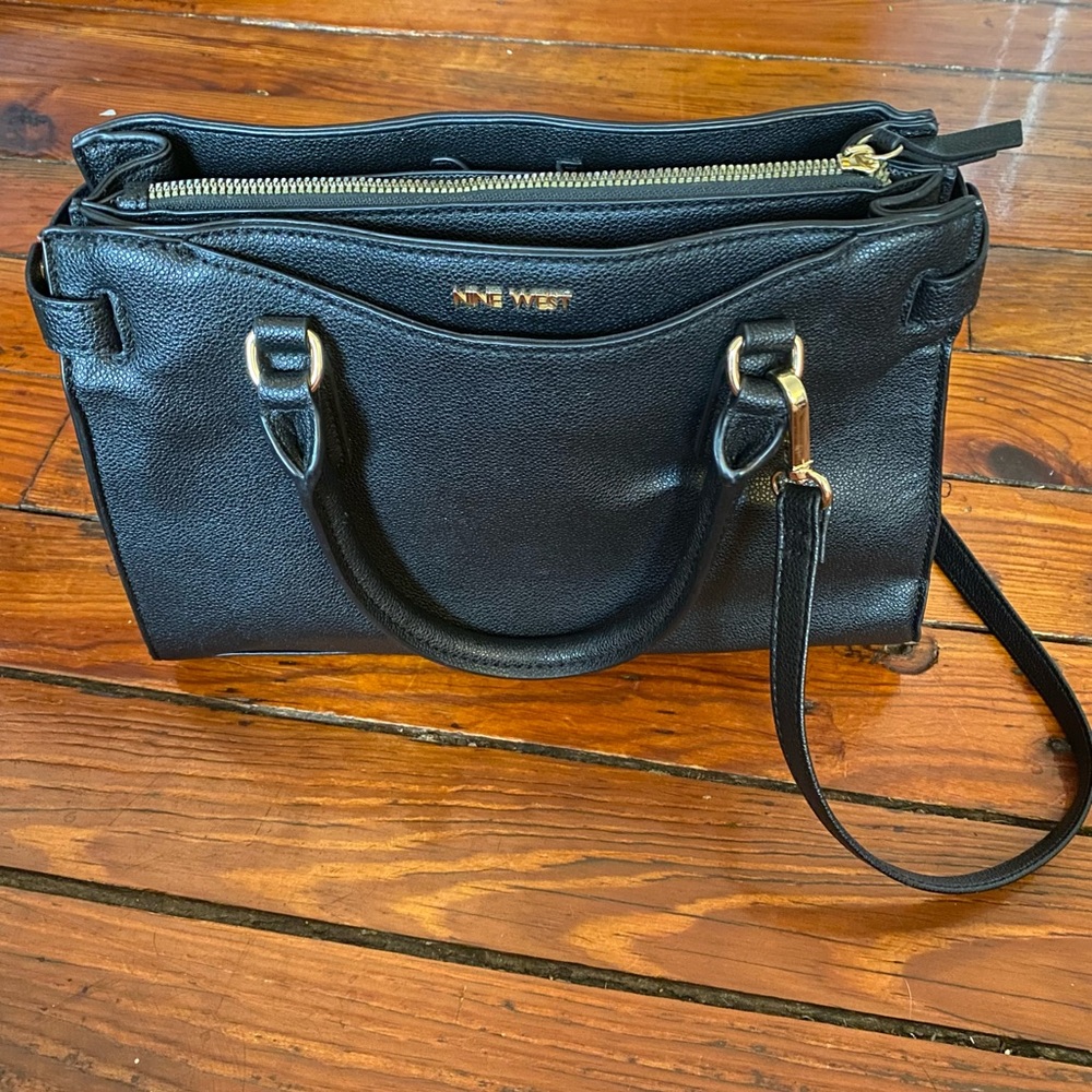Nine West Julia Black Convertible Crossbody Structured bag